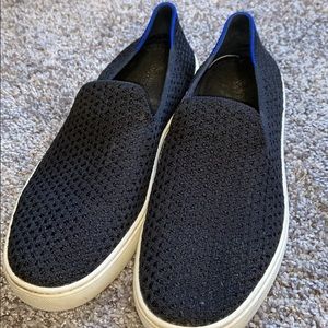 size 9.5 women’s Rothys